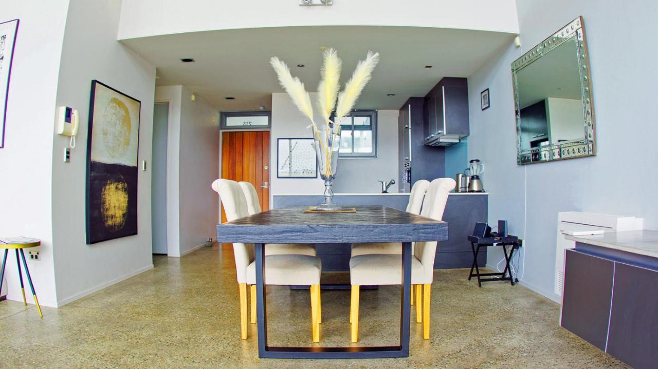 City Fringe Apartment With Sky Tower And City Views Auckland Eksteriør billede